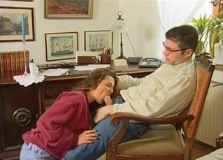 Brunette sucking that meaty dick